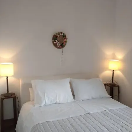 Kythnos - Loutra- House Tatil Evi *